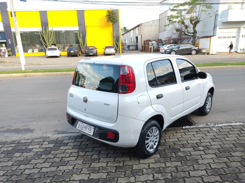 UNO 1.0 VIVACE 8V FLEX 4P MANUAL - 2016 - GUAPORé