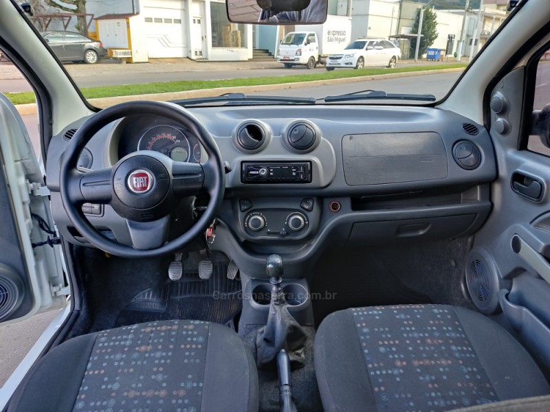 UNO 1.0 VIVACE 8V FLEX 4P MANUAL - 2016 - GUAPORé