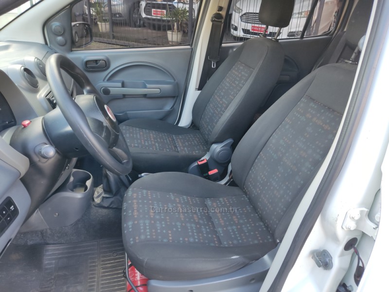 UNO 1.0 VIVACE 8V FLEX 4P MANUAL - 2016 - GUAPORé