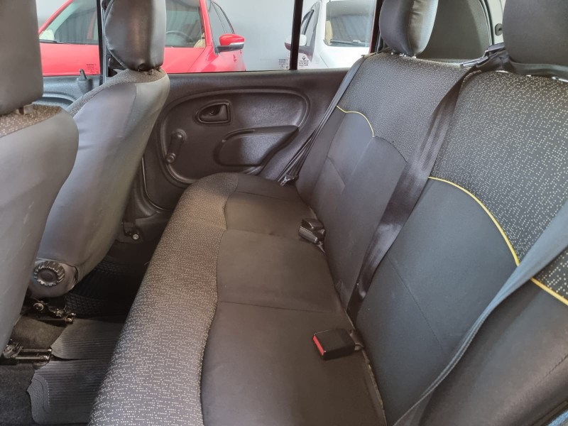 CLIO 1.0 EXPRESSION 16V FLEX 4P MANUAL - 2013 - CANOAS