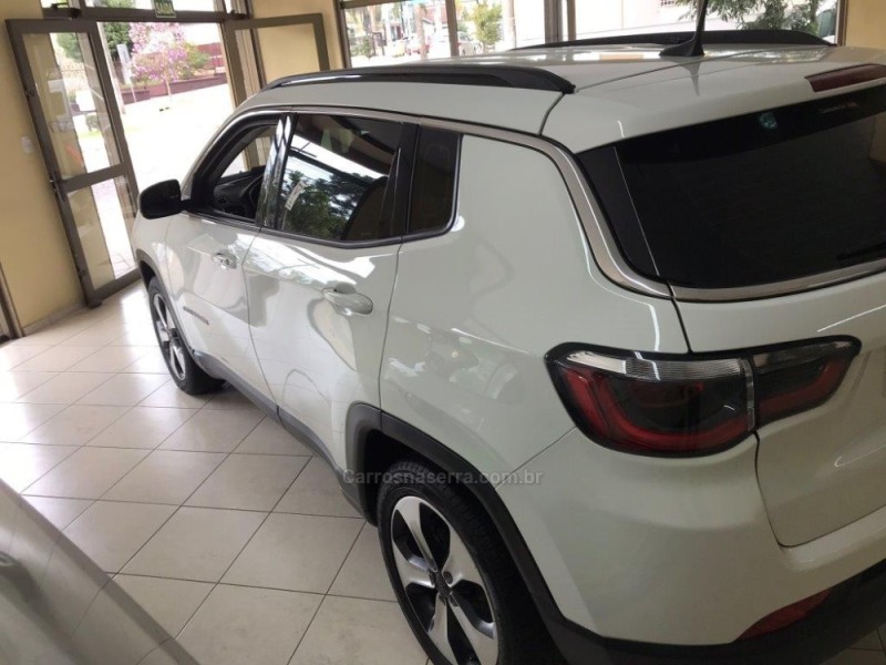 COMPASS 2.0 16V FLEX LONGITUDE AUTOMÁTICO - 2018 - FARROUPILHA