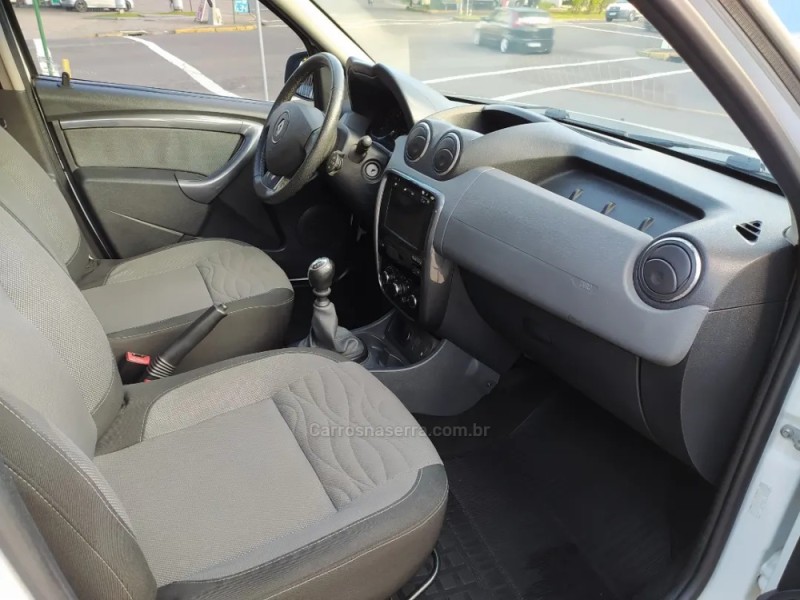 DUSTER 2.0 TECH ROAD 4X2 16V FLEX 4P MANUAL - 2014 - NOVO HAMBURGO