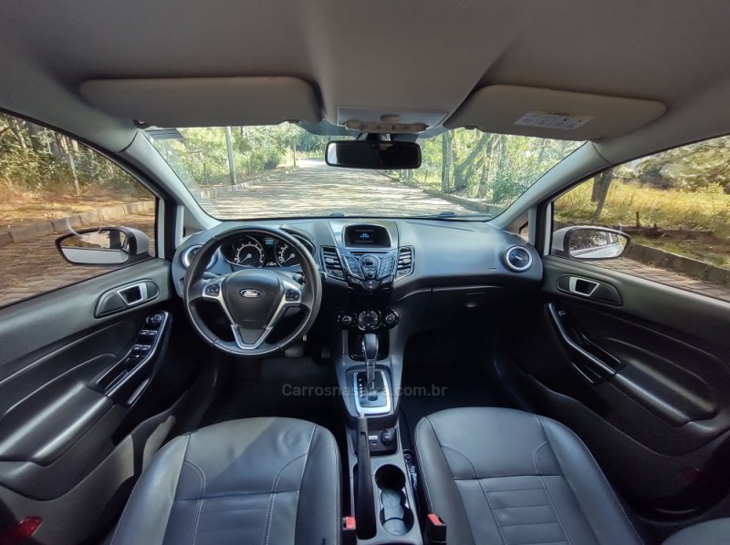 FIESTA 1.0 ECOBOOST TITANIUM PLUS HATCH 12V GASOLINA 4P AUTOMÁTICO - 2017 - NOVA PRATA