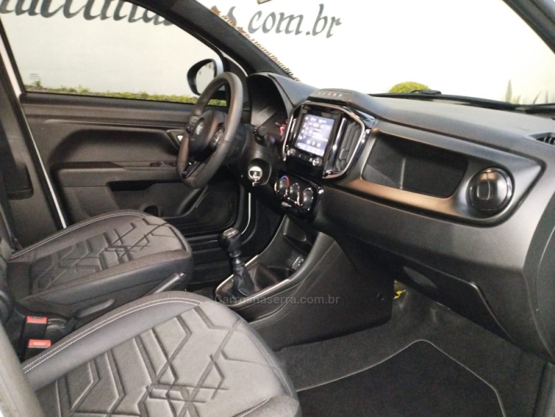 STRADA 1.3 VOLCANO CD 8V FLEX 4P MANUAL - 2022 - CAXIAS DO SUL