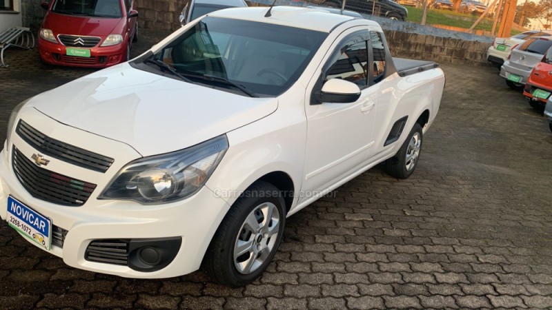 MONTANA 1.4 MPFI LS CS 8V FLEX 2P MANUAL - 2013 - FARROUPILHA