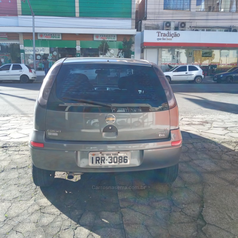 CORSA 1.4 MPFI MAXX 8V FLEX 4P MANUAL - 2011 - FLORES DA CUNHA