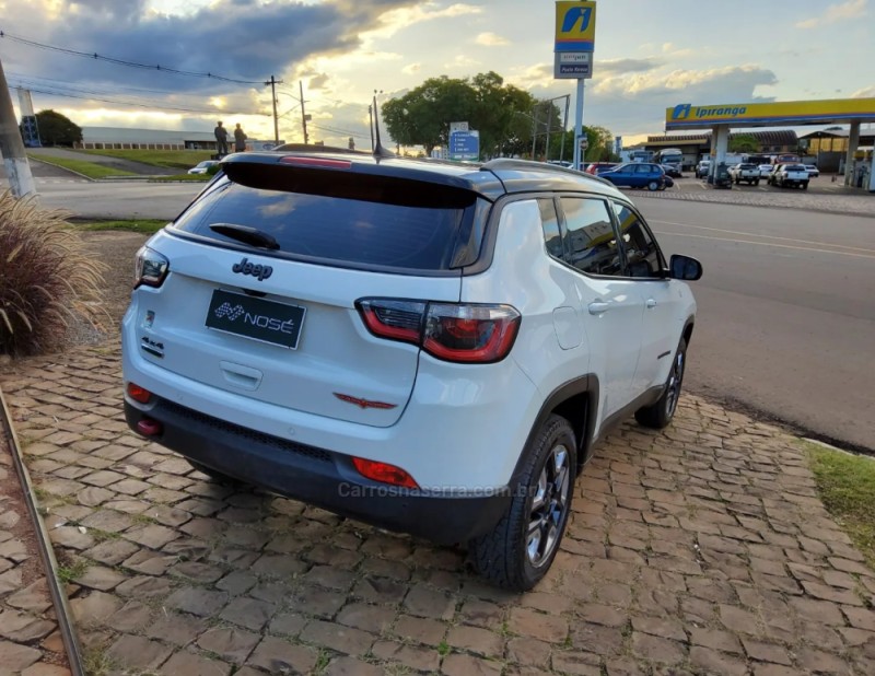 COMPASS 2.0 16V DIESEL TRAILHAWK 4X4 AUTOMÁTICO - 2018 - NãO-ME-TOQUE