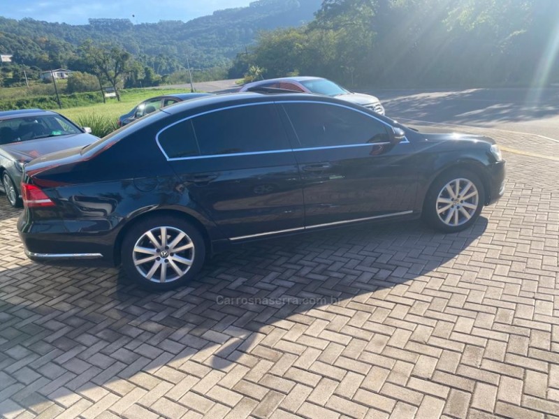 PASSAT  - 2011 - FELIZ