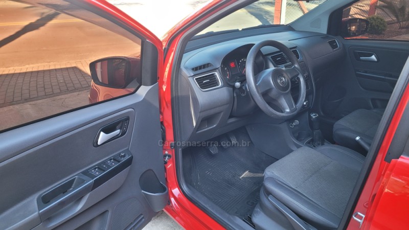 FOX 1.0 MI 8V FLEX 4P MANUAL - 2013 - CAXIAS DO SUL