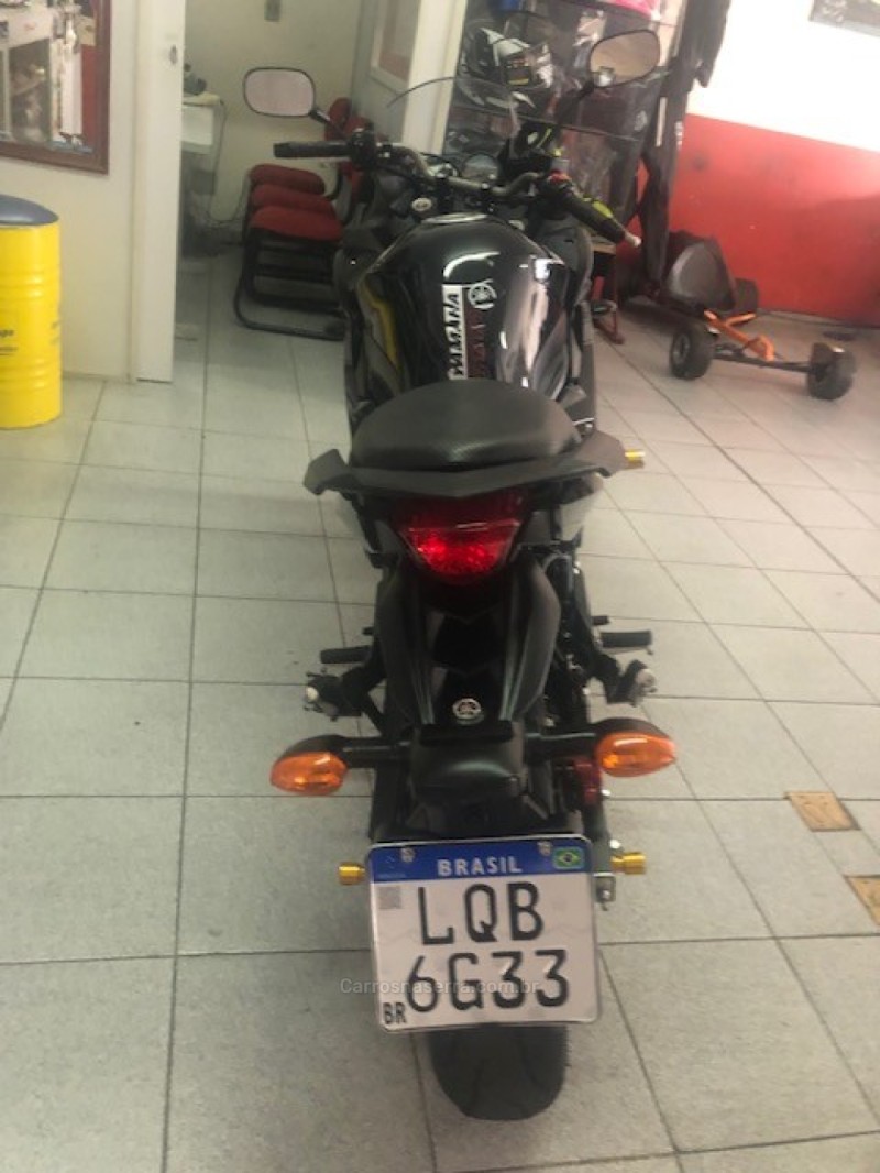 XJ6 F  - 2011 - GARIBALDI