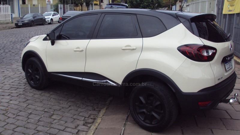 CAPTUR 1.6 LIFE 16V FLEX 4P AUTOMÁTICO - 2019 - CAXIAS DO SUL