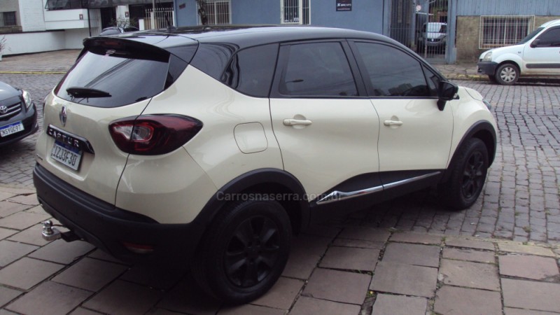 CAPTUR 1.6 LIFE 16V FLEX 4P AUTOMÁTICO - 2019 - CAXIAS DO SUL