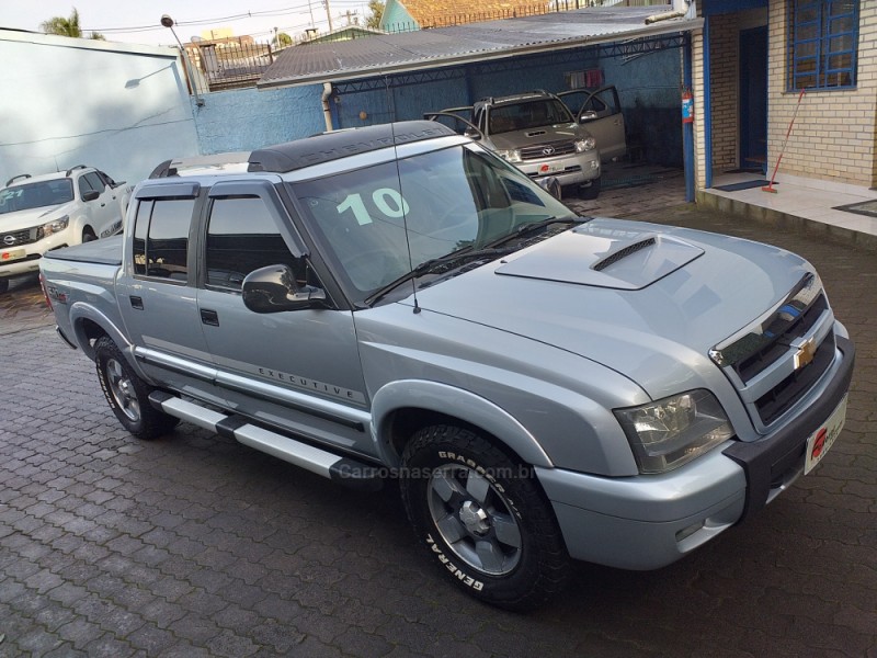 S10 2.8 EXECUTIVE 4X4 CD 12V TURBO ELECTRONIC INTERCOOLER DIESEL 4P MANUAL - 2010 - CAXIAS DO SUL