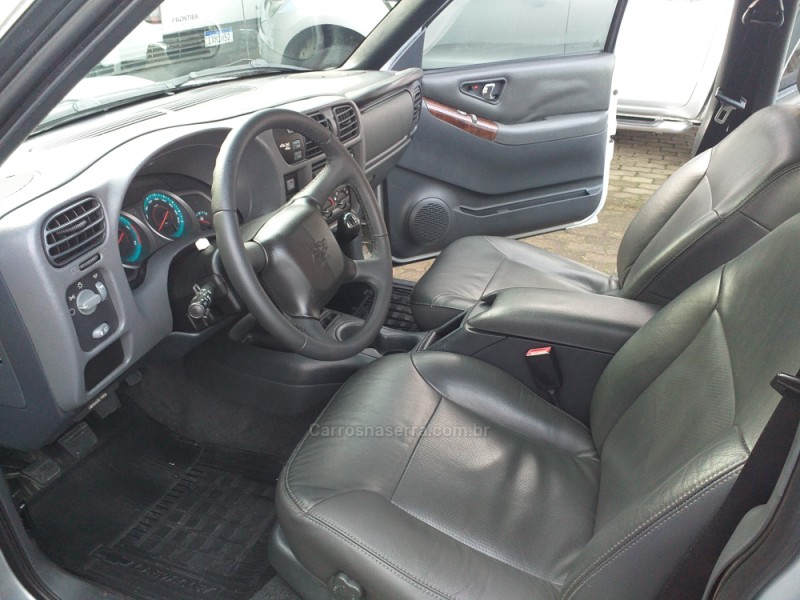 S10 2.8 EXECUTIVE 4X4 CD 12V TURBO ELECTRONIC INTERCOOLER DIESEL 4P MANUAL - 2010 - CAXIAS DO SUL