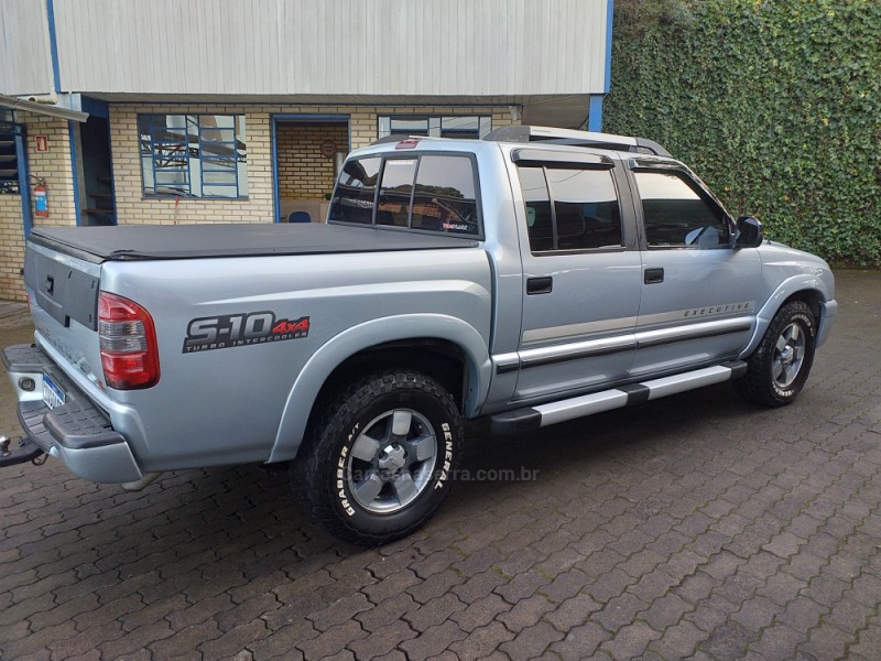 S10 2.8 EXECUTIVE 4X4 CD 12V TURBO ELECTRONIC INTERCOOLER DIESEL 4P MANUAL - 2010 - CAXIAS DO SUL