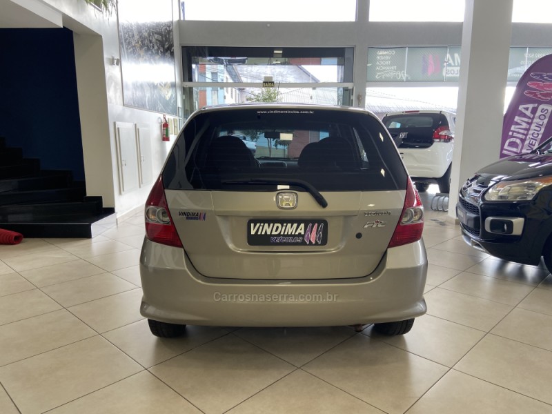FIT 1.4 LX 8V FLEX 4P MANUAL - 2007 - FLORES DA CUNHA