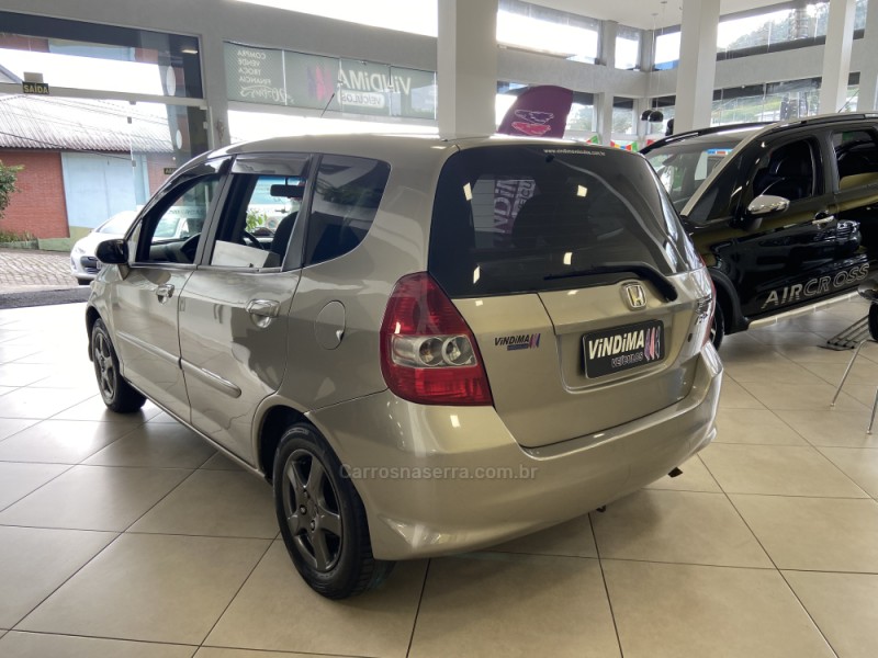 FIT 1.4 LX 8V FLEX 4P MANUAL - 2007 - FLORES DA CUNHA