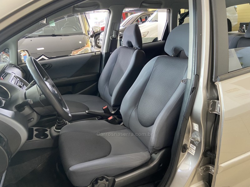 FIT 1.4 LX 8V FLEX 4P MANUAL - 2007 - FLORES DA CUNHA