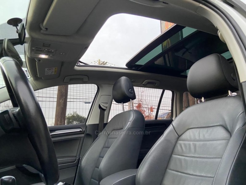 GOLF 1.4 TSI HIGHLINE 16V TOTAL FLEX 4P TIPTRONIC - 2017 - CANELA