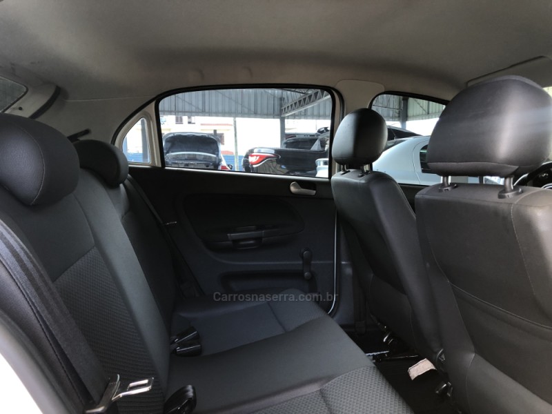 GOL 1.0 12V MPI TOTALFLEX TRENDLINE 4P MANUAL - 2017 - BOM PRINCíPIO