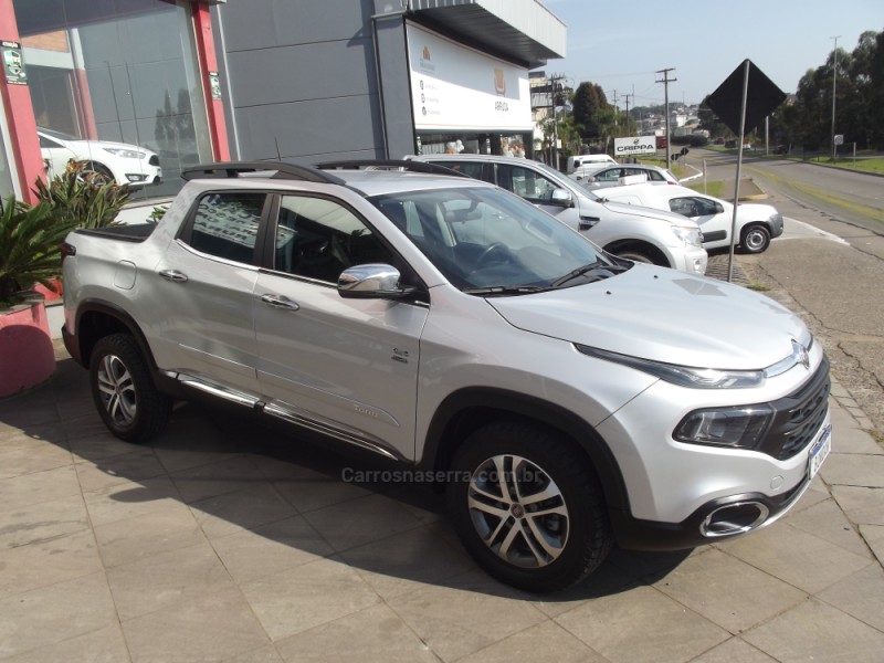 TORO 2.0 16V TURBO DIESEL FREEDOM 4WD AT9 AUTOMÁTICO - 2019 - FARROUPILHA