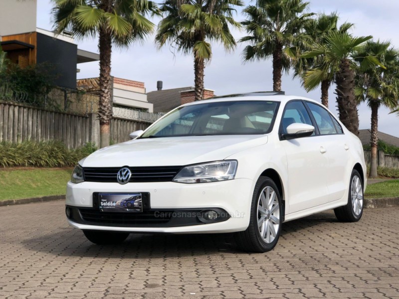 JETTA 2.0 COMFORTLINE FLEX 4P TIPTRONIC