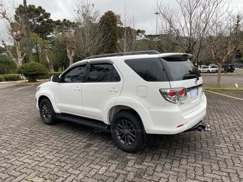 HILUX SW4 3.0 SRV 4X4 16V TURBO INTERCOOLER DIESEL 4P AUTOMÁTICO
