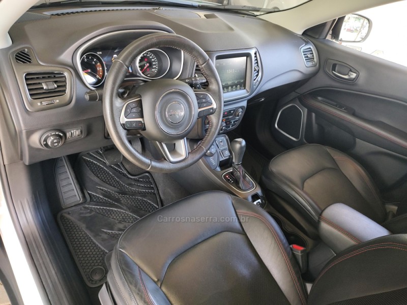 COMPASS 2.0 TRAILHAWK TD350 TURBO DIESEL 4X4 4P AUTOMÁTICO - 2017 - FARROUPILHA