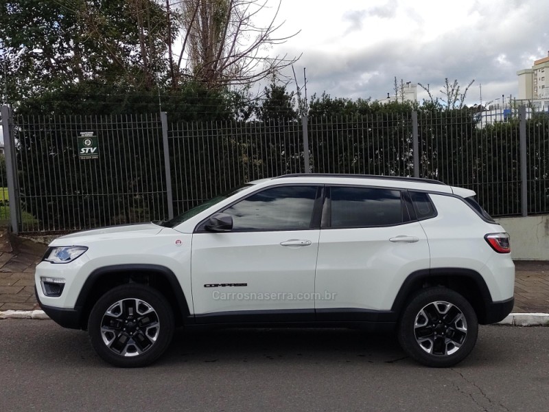 COMPASS 2.0 TRAILHAWK TD350 TURBO DIESEL 4X4 4P AUTOMÁTICO - 2017 - FARROUPILHA