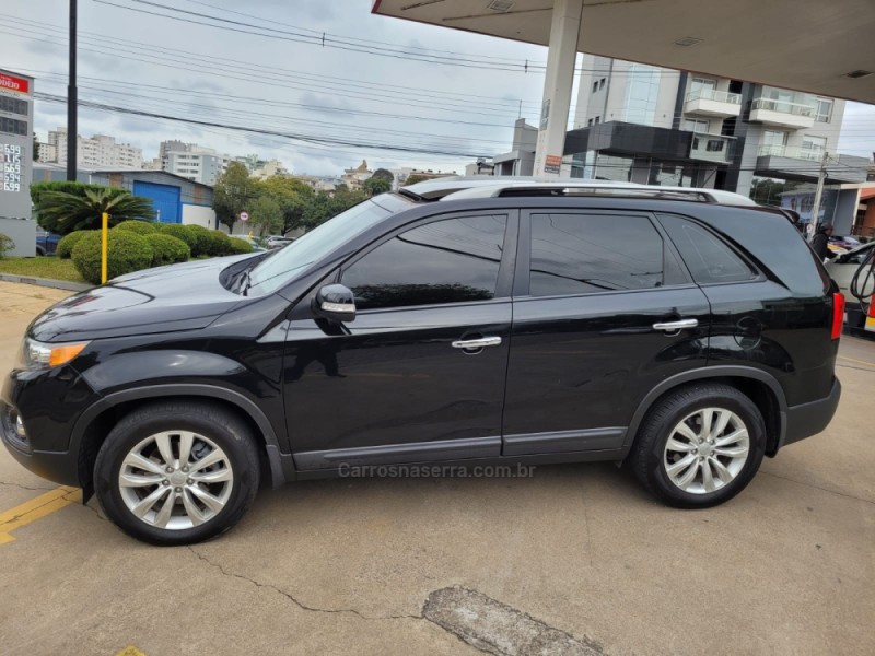 SORENTO 3.5 SORENTO V6 24V 4X2 7 LUGARES AUTOMÁTICO - 2011 - CAXIAS DO SUL
