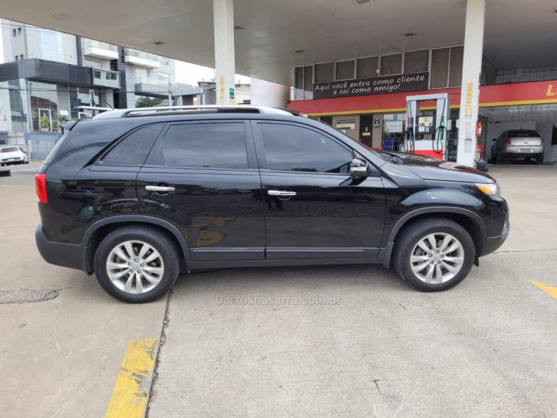 SORENTO 3.5 SORENTO V6 24V 4X2 7 LUGARES AUTOMÁTICO - 2011 - CAXIAS DO SUL