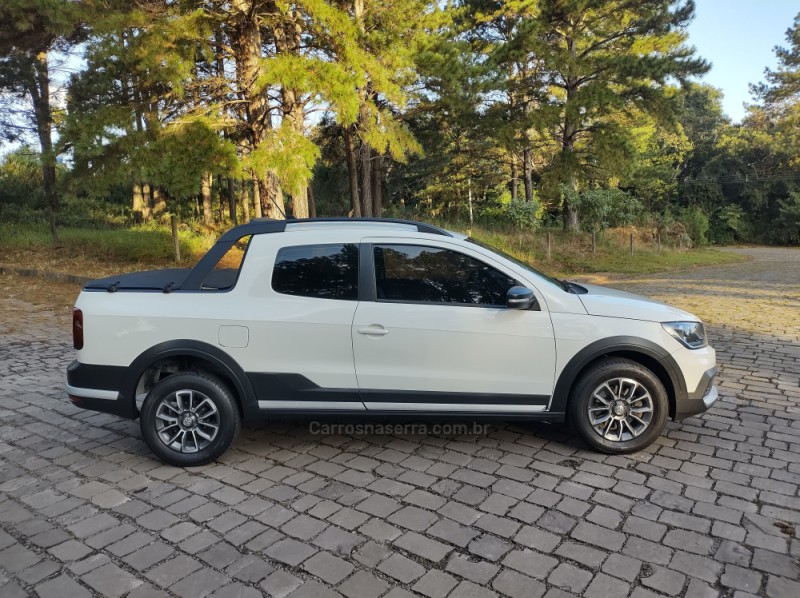 SAVEIRO 1.6 CROSS CD 16V FLEX 2P MANUAL - 2018 - NOVA PRATA