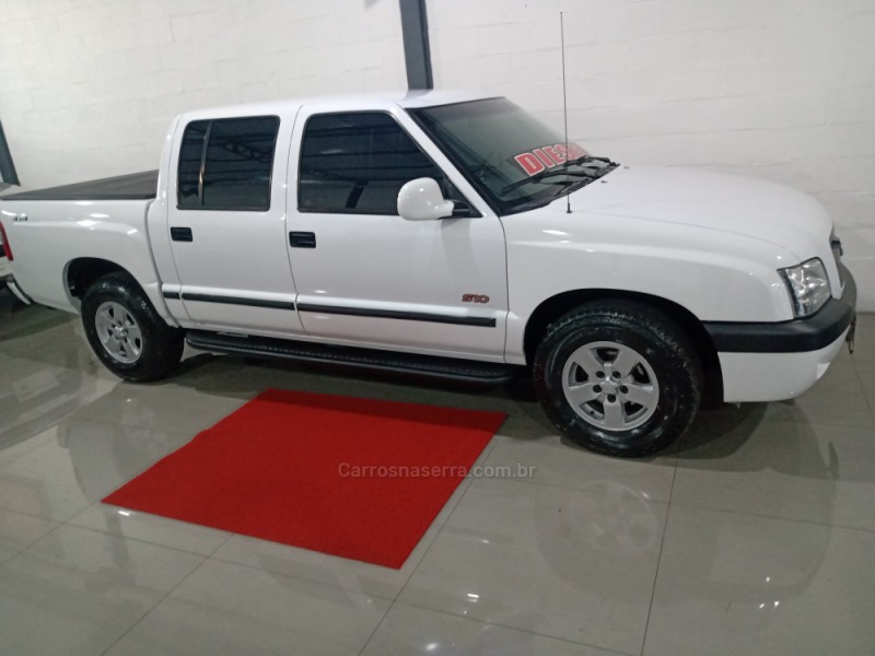 S10 2.8 4X4 CD 12V TURBO INTERCOOLER DIESEL 4P MANUAL - 2004 - CAXIAS DO SUL