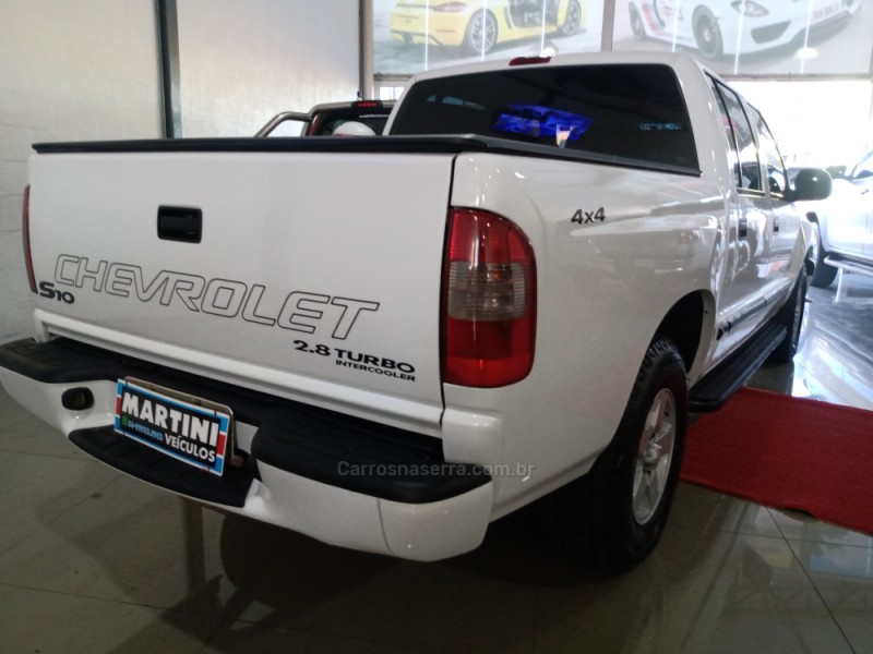 S10 2.8 4X4 CD 12V TURBO INTERCOOLER DIESEL 4P MANUAL - 2004 - CAXIAS DO SUL