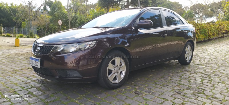 CERATO 1.6 EX3 SEDAN 16V GASOLINA 4P MANUAL - 2012 - FARROUPILHA