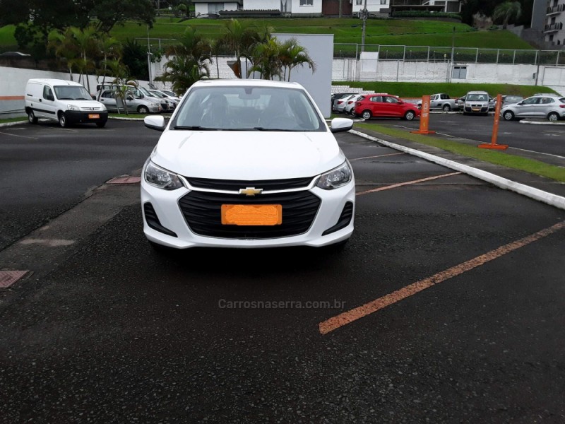 ONIX 1.0  LT 12V FLEX 4P MANUAL - 2020 - CARLOS BARBOSA