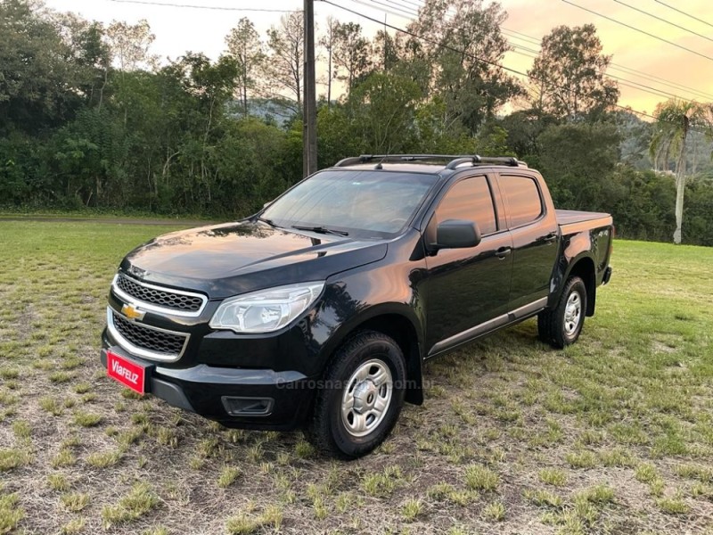S10 2.8 LS 4X4 CD 16V TURBO DIESEL 4P MANUAL - 2014 - FELIZ