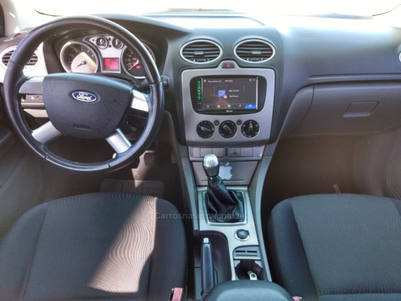 FOCUS 1.6 GLX 8V FLEX 4P MANUAL - 2013 - FARROUPILHA