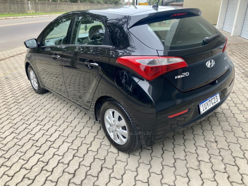 HB20 1.6 COMFORT PLUS 16V FLEX 4P AUTOMÁTICO - 2014 - CAXIAS DO SUL