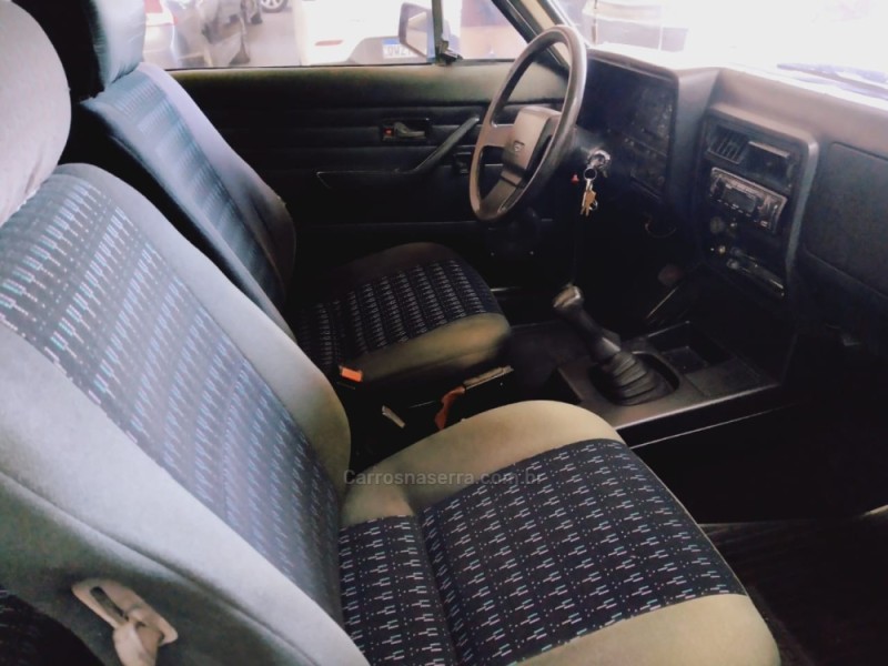 CARAVAN 2.5 COMODORO 8V GASOLINA 2P MANUAL - 1989 - SãO SEBASTIãO DO CAí