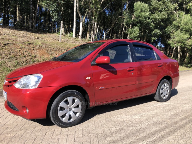 ETIOS 1.5 XS 16V FLEX 4P MANUAL - 2013 - CAXIAS DO SUL