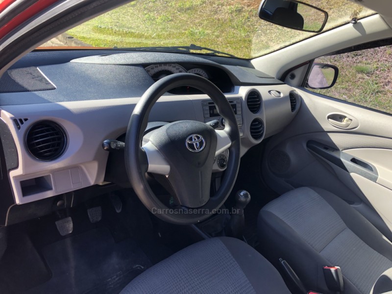 ETIOS 1.5 XS 16V FLEX 4P MANUAL - 2013 - CAXIAS DO SUL