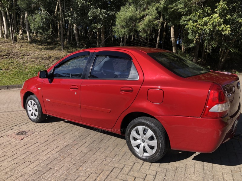 ETIOS 1.5 XS 16V FLEX 4P MANUAL - 2013 - CAXIAS DO SUL