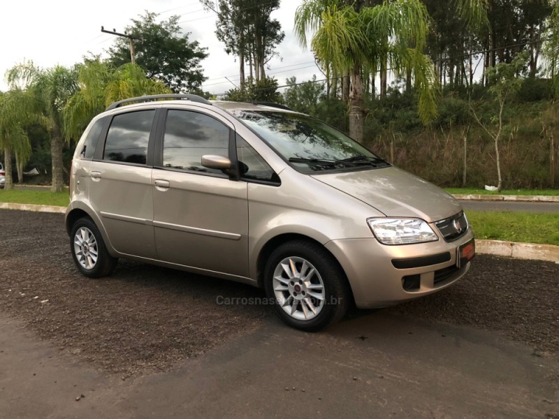 IDEA 1.4 MPI ELX 8V FLEX 4P MANUAL - 2010 - CAMPO BOM