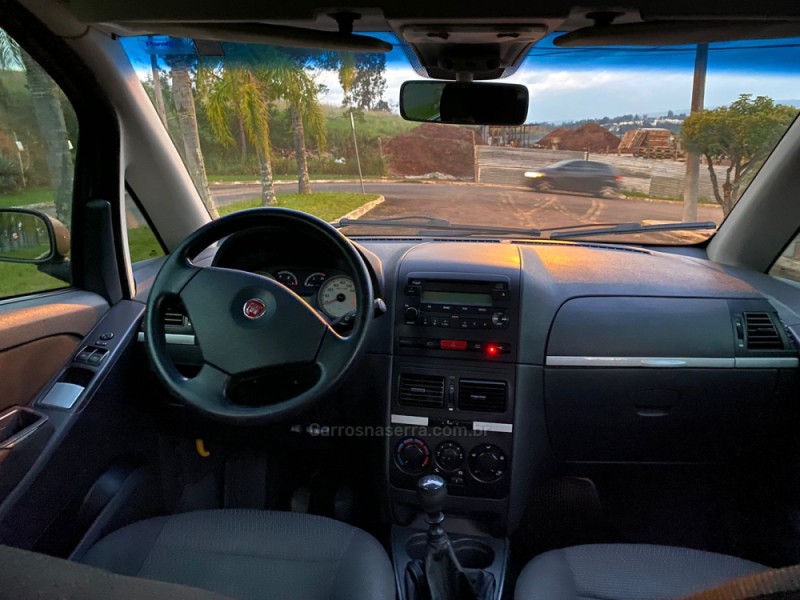 IDEA 1.4 MPI ELX 8V FLEX 4P MANUAL - 2010 - CAMPO BOM