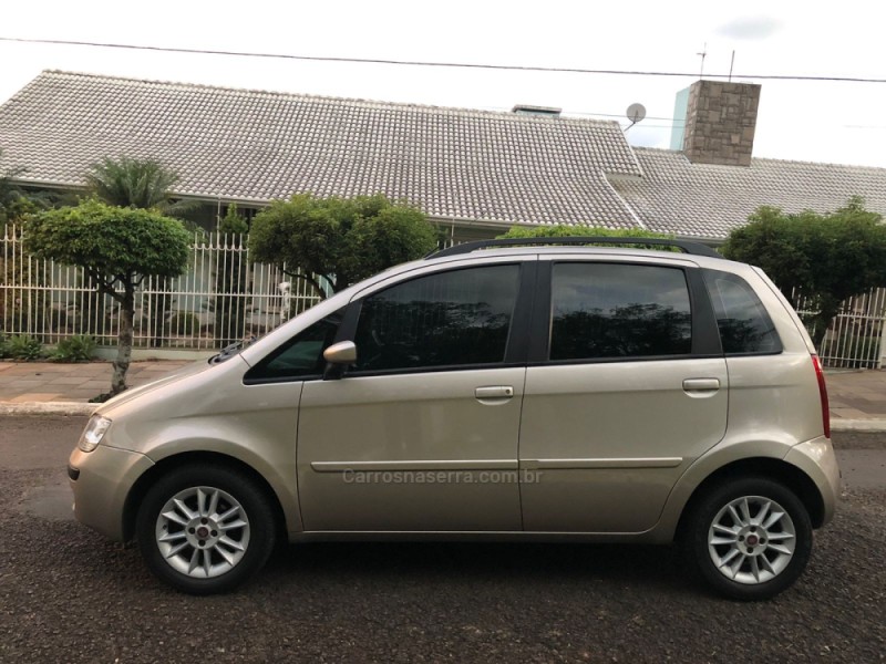 IDEA 1.4 MPI ELX 8V FLEX 4P MANUAL - 2010 - CAMPO BOM