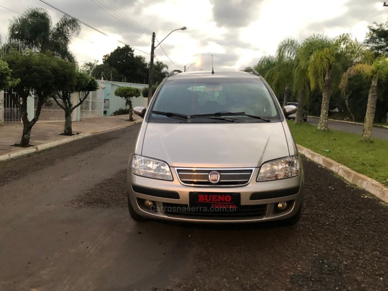 IDEA 1.4 MPI ELX 8V FLEX 4P MANUAL - 2010 - CAMPO BOM