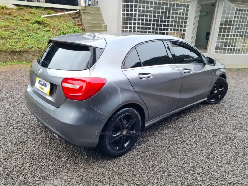 A 200 1.6 TURBO URBAN 16V GASOLINA 4P AUTOMÁTICO - 2014 - BENTO GONçALVES