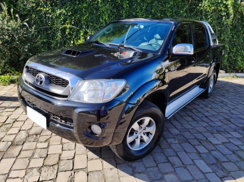 HILUX 3.0 SRV 4X4 CD 16V TURBO INTERCOOLER DIESEL 4P AUTOMÁTICO - 2010 - FARROUPILHA