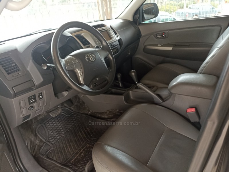 HILUX 3.0 SRV 4X4 CD 16V TURBO INTERCOOLER DIESEL 4P AUTOMÁTICO - 2012 - VERANóPOLIS